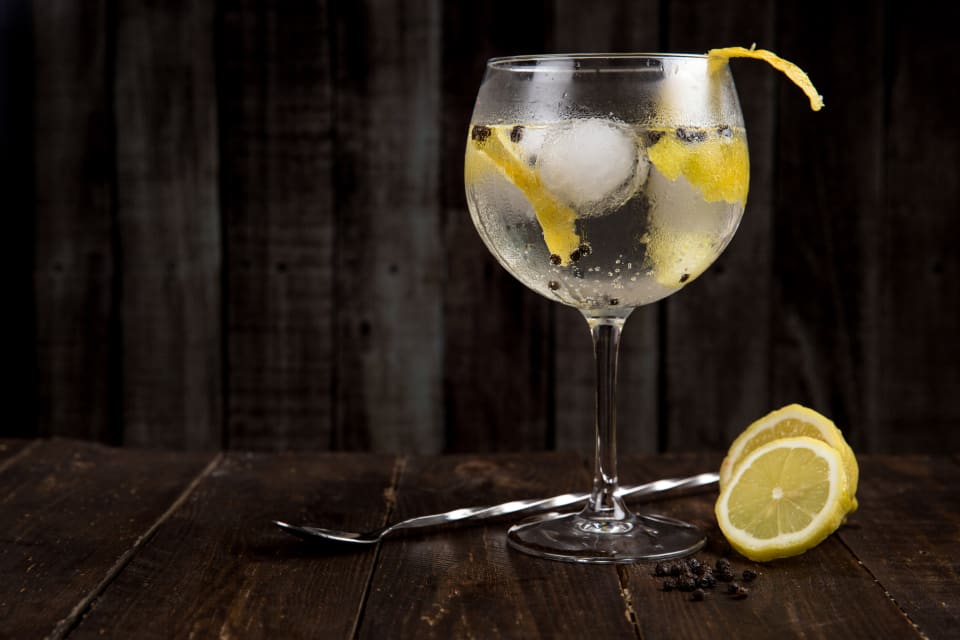 Gin and tonic