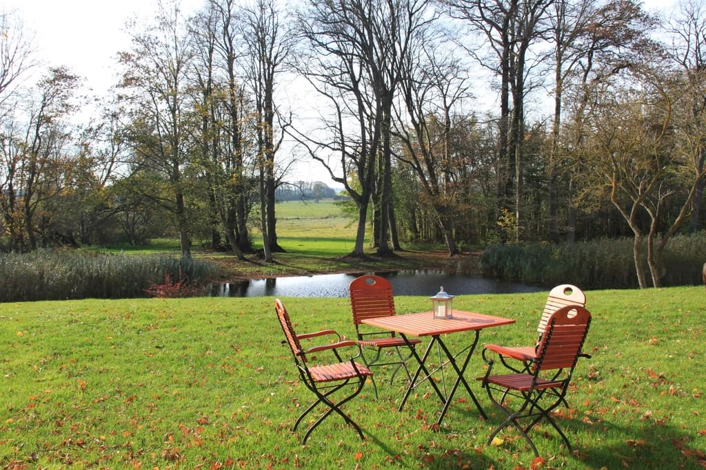 Garden seating